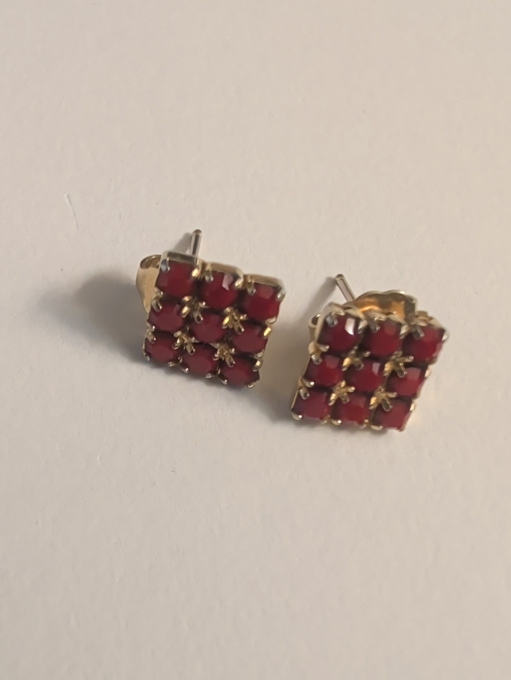 Avon Earrings Square Cardinal Red stone Gold plated signed post .25"